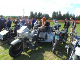 Знакомый байкер в Кирове сам создал.