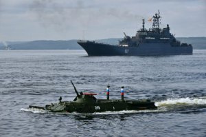 Автор,самый мощный флот России КСФ не забыл? Североморск-столица СФ!