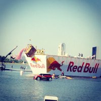 Иисусу подарили мини купер?:)