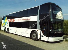 Нижний этаж- багажное отделение? Там были люди????? Вот двухэтажный автобус, с верхним и нижним этажом.