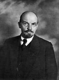 Тюрьма, ссылки, тридцать лет жизни - свержение монархии, построение СССР.