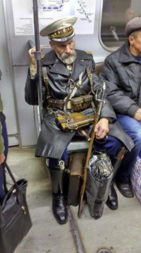 а война то еще не закончилась?!