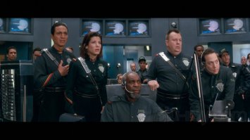 "Арнольд Шварценеггер стал президентом США, но только в мультфильме «Симпсоны в кино»." А как же фильм "Разрушитель"! Библиотека имени президента Шварценеггера! На фото 1984 год "Конан"