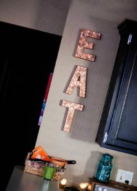 Здесь двух букв не хватает...