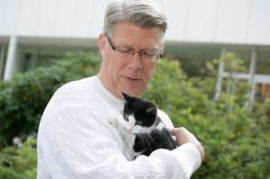 Это Валдис Затлерс. Президент Латвии с 2007 по 2011.