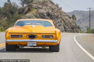 Потрясающий кастом-кар из груды ржавого металла