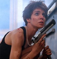 Настоящая Никита все же была в исполнении Энн Парийо. От Люка Бессона.
Она же бывшая жена Бессона.