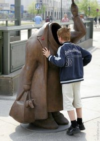 20 удивительных памятников, заслуживающих внимания