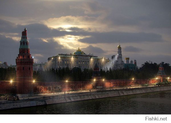 И только в Кремле останется электричество:)