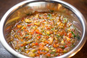 Автор молодец! Вкусное блюдо. Сам такое делал, правда все порубил меньше