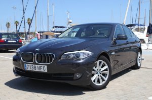 Я за 23 тысячи  купил 520 ,a  в нью-йорке слетел  за  480  евро туда и обратно .