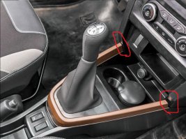 Только у нашего автопрома щели толщиной с палец являются элементами дизайна.