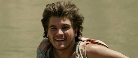 Форрест Гамп в детстве и в диких условиях?