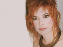 А мне вот эта рыжая бестия нравится, хоть и без весух