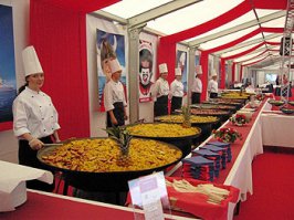 Победить могучего русского богатыря может только баба-богатырь с богатырской сковородой...