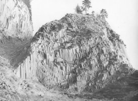 А вот фото мыса Столбчатого из отцовского фотоархива
Сам в те годы ещё пешком под стол ходил:)