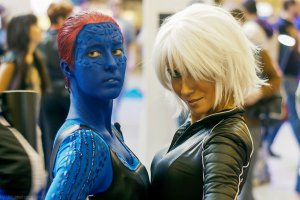 странноватая подборка, оттуда куда более интересных фоток напостить можно. Две последних кстати с Российского комик кона 2014