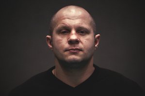  Крутые причёски для лысеющих ребят
