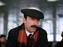 Это бабушка товарища Мимино похоже.