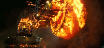 Bagger 288 — самый крупный сухопутный механизм в мире, который может перемещаться своим ходом или быть крутой сметртомашиной Призрачного гонщика