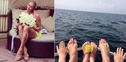 Вы всё врёте, поклёп, фотошоп....можно слово дать Волочковой.
"И они меня не портят... Это результат моего труда, который приносит радость моим зрителям. Но более уродливые мозоли – на злых языках многих из вас"