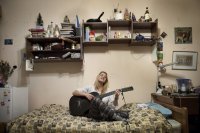 Ну и х.йли тут ужасного? У некоторых квартиры в России хуже, особенно в глубинке.