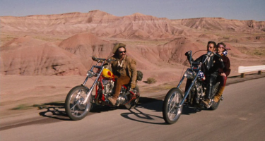 Кто называет этих дебилов на японских б.у. байкерами Настоящему Байкеру в городе тесно он король трасс а не шумный понторез с амбицией на скорость в городе Это не байкер это комплекс неполноценности с китайским прямотоком вместо глушака Гроза детского сна по ночам!!!