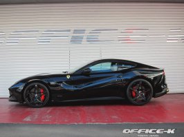 Всегда приятно общаться с человеком любящим то о чем говорит и аргументирующим свое мнение. Потому и тексты короткими не получаются.

интересные машинки, правда порш я бы сказал не совсем порш, аудюшный движок, еще и спереди, хотя зачастую шедеврами становятся именно те творения который выходят за рамки канонов. Мне тоже этот порш визуально нравится, однажды(лет 7-10 назад) даже видел такой в продаже за довольно смешные деньги, около 3000 баксов кажется, по моему 83 года, тогда даже промелькнула мысль - а ведь этот порш я могу себе позволить, правда когда подумал во сколько может обойтись его содержание понял что все же нет, не могу.
У нас вон товарищ продает такой 

пишет что полностью отреставрированный

А вот VW Corrado может стать хорошей инвестицией, машинка действительно интересная и продано их вроде не так много, если ее привести в приличное состояние, то лет через 10 она может стоить приличных денег.
из феррари мне нравится F12 berlinetta правда если не смотреть на ее жопу.

А вообще я конечно больше поклонник функционала, я не настолько богат чтоб выбирать машину за ее дизайн.