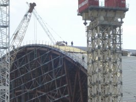 Это в 2012 или 2013 я ездил. На фото саркофаг