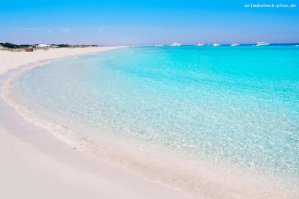 Форментера! Песок шелковый! И дешевле, чем Мальдивы.