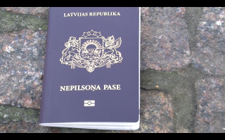 Лучшим изобретением прибалтов является паспорт негражданина. Зиг хайль!