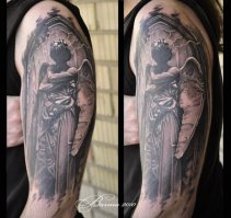 вот ещё,хочу себе набить 4 тую,жду отпуска. p.s если у каво есть по чёче такие тату или с других ракурсов скиньте суда пожалуйста