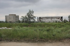 Как раз бродил в июне на одной АЭС, Крымской. Атмосферненько.