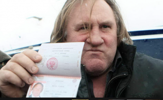 Минусы прошу не ставить - сам этого француза  терпеть не могу ))))