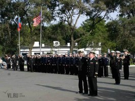 Хохол вот тебе пару фоток. Побейся в истерике и создай пост что США напала на Владивосток. Но мозгов у тебя не хватит что то сделать, ты только копировать можешь!