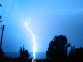 Не шедевр фото искусства, но "ловил" долго :)