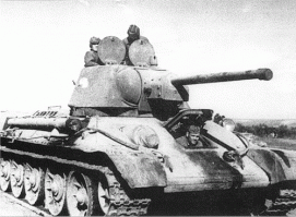 Вообще-то это Т-34/76 образца 42 года с башней, прозванной "гайка".