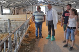 Не волнуйся. Будни они завсегда трудовые. Но правильно организованный отдых должен быть! ;-)