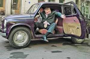 чем-то похож на предпоследнее фото)))