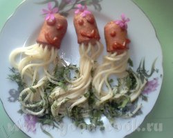 Тоже не плохо.... Вот рецептик, как из макаронных изделий и сосиски приготовить блюдо и продать задорого, как осьмоножки...