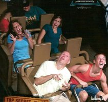 Добрый пассажир сводил таксиста в парк развлечений