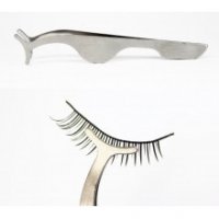 Та не, для завивки как раз. Чесно говоря не представляю как ими накладные ресницы приклеивать, они ж на них и останутся. Приклеивают обычным пинцетом или вот таким