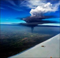 Киев. Пожар на нефтебазе