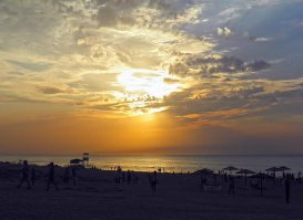 Закат Каспий