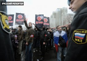 Русские бьются до последнего, пока еще живы.