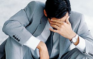 Блин, это прям удар по самолюбию. Обычно я друзьям находил музыку по принципу: "ну там типа тра-ла-ла, а потом тыц-тыц". Но по Вашей теме, ну ничего более не могу вспомнить, даже с таким развёрнутым описанием. Очень хотел помочь, но сорри !