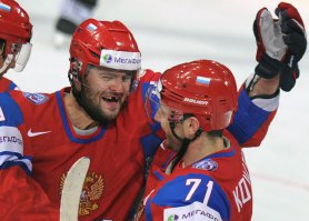 В хоккее у половины игроков "Врата блаженства" есть...