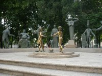 Самые творческие скульптуры и статуи со всего мира