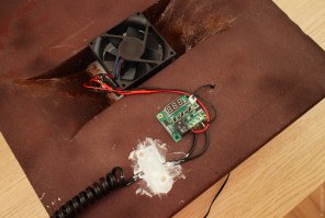 на бомбу похоже