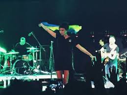 После этой выходки, пошла она на йух, тварь продажная!